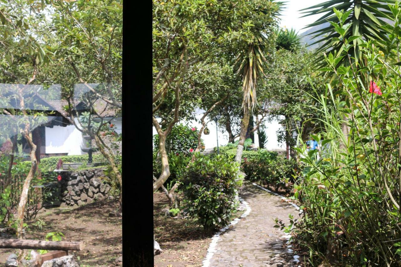 Hosteria El Trapiche Lodge & Spa Baños Dış mekan fotoğraf
